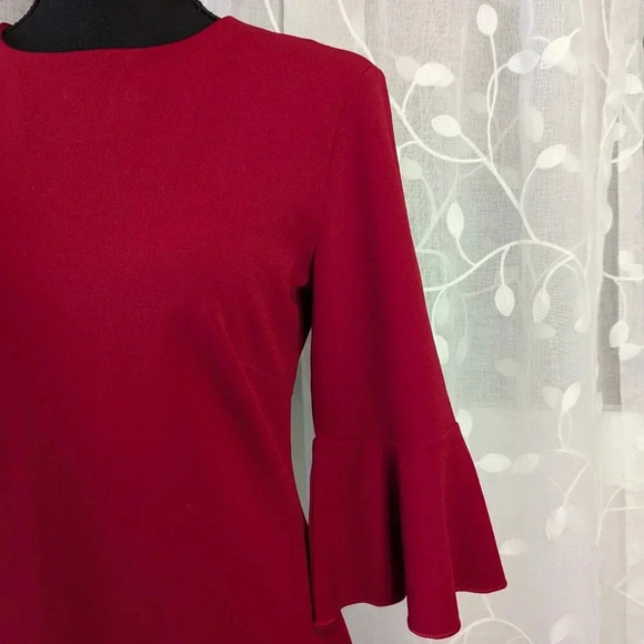 *Hot* Banana Republic Red Fitted Dress with Bell Sleeves, Size 6 - Picture 3 of 7